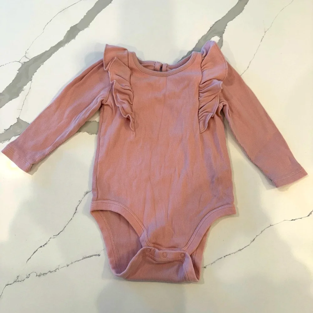 Baby GAP Brannons Favorites 100% Organic Cotton Ruffle Bodysuit